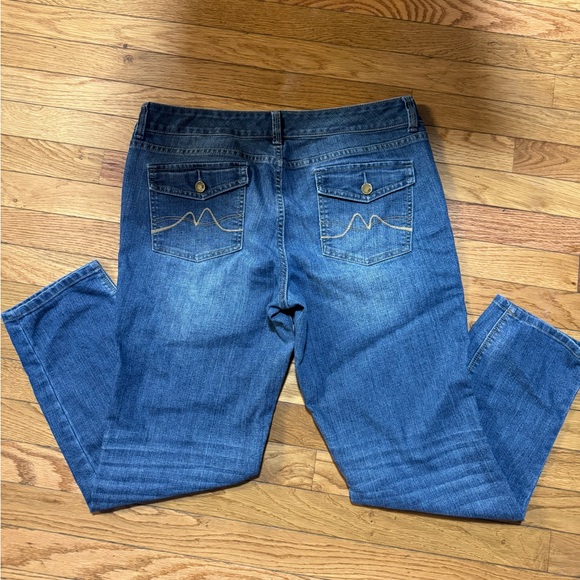 New York and company jeans - Picture 5 of 7